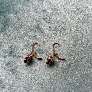 Small bronze and black dangle earrings